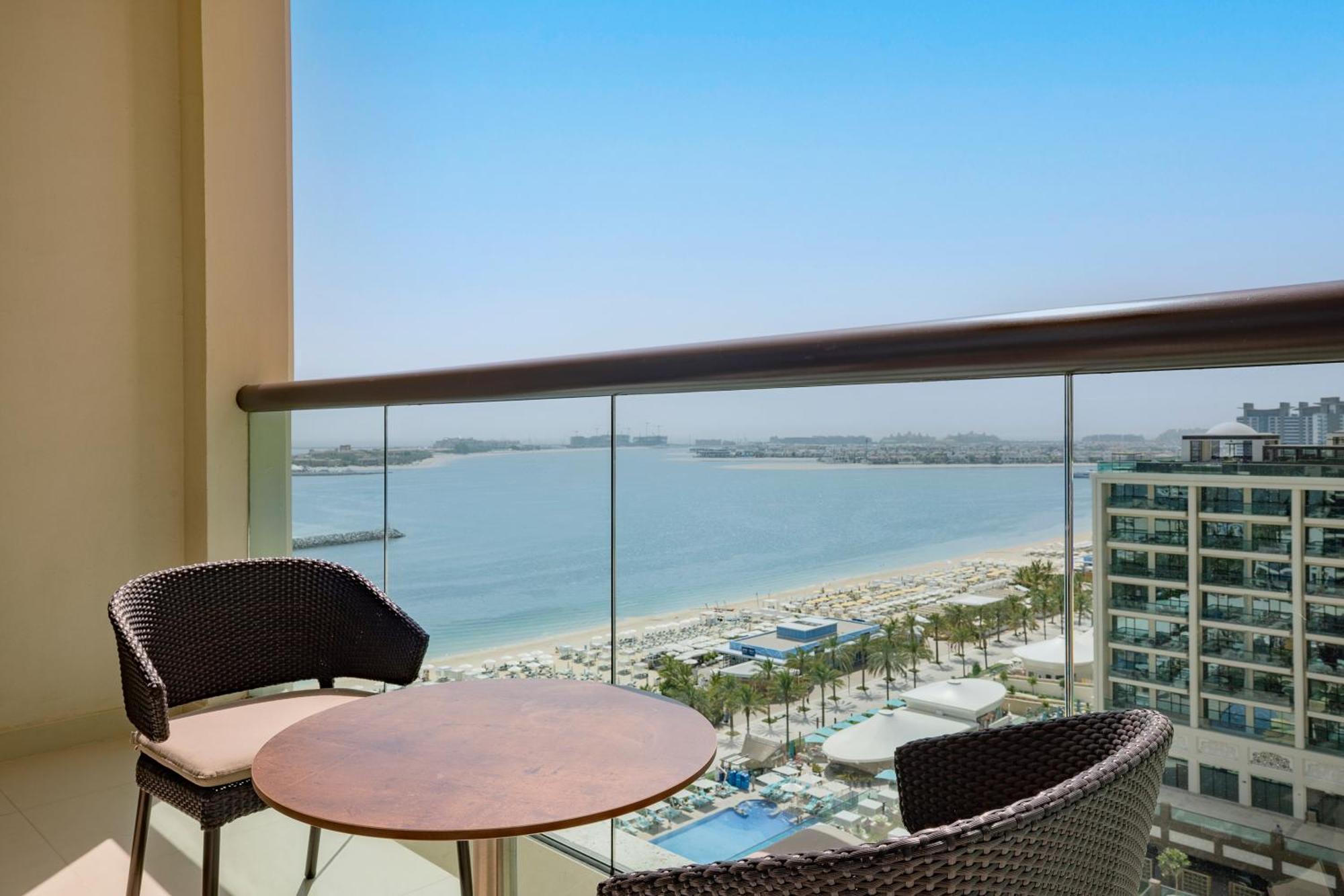Hilton Dubai Palm Jumeirah Екстер'єр фото